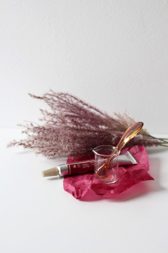 ニキビクリームの効果的な使い方は順番で決まる？