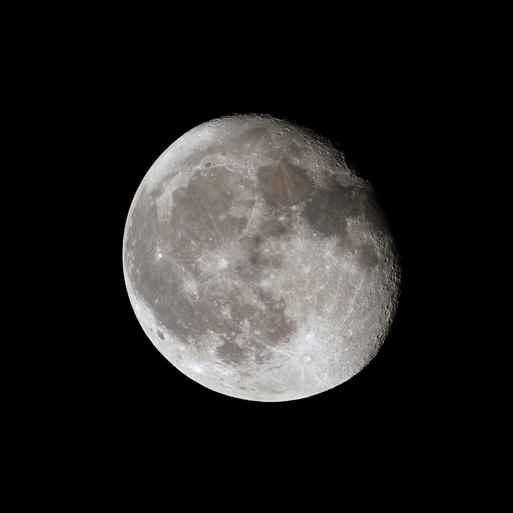 大人ニキビのクレーターに効果的な治療法は？