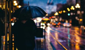 大人ニキビは更年期のせい？その原因と対策を徹底解説！